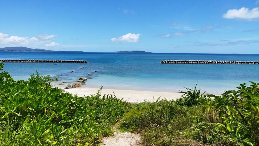 Quiet Accommodation near the Beach in Ogi Village, Rich in Nature, Northern Okinawa Island! - Image 1