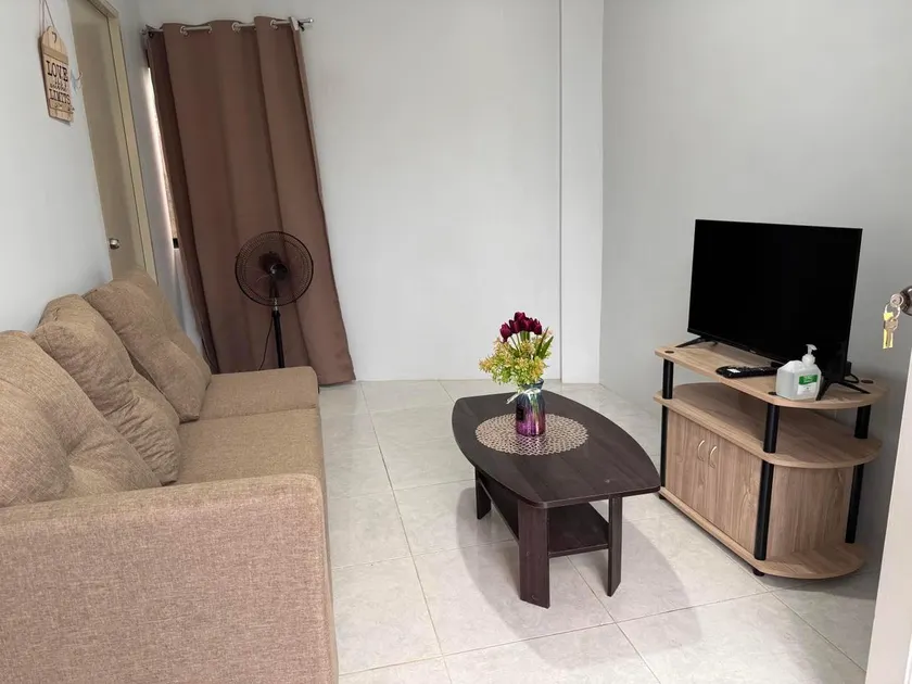 Vibrant Vibes Cozy Staycations I in Sorsogon City - Image 1