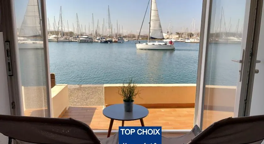 Studio - Les pieds dans l'eau agréable en toutes saisons 4 couchages - climatisation - parking privé - piscine sur mer - vue magnifique et rare - situation optimum - Les argonautes - Ile des pêcheurs - Cap d'Agde - Image 1