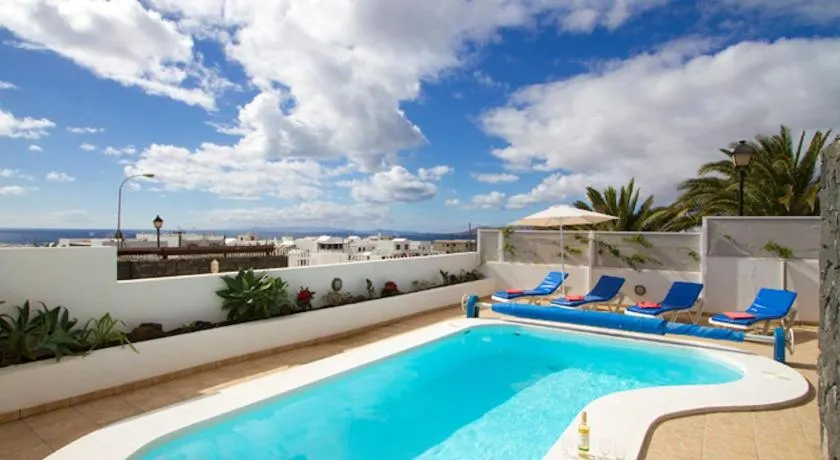 Charming Los Mojones Villa 3 Bedrooms Child Friendly Pool Villa Lise - Image 1