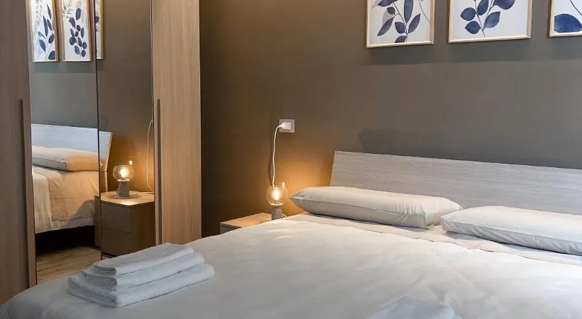 STAY COMODO Rooms - Image 1