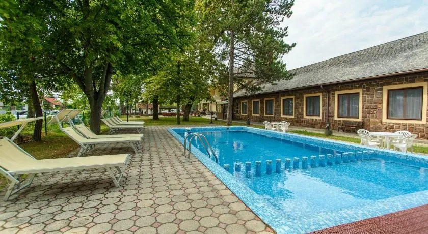 BL Garden Panzió - Image 1