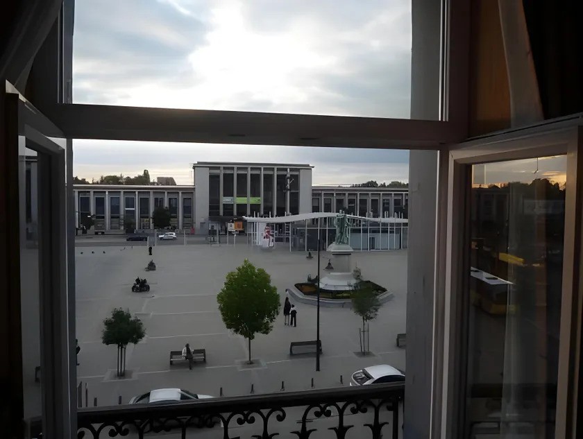 Hotel Le Terminus - Image 1