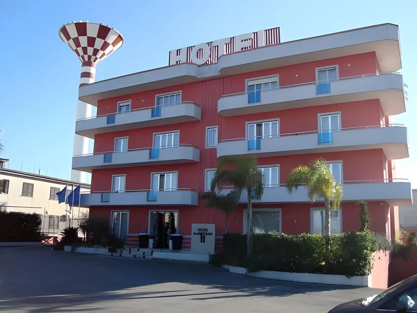 Hotel Hermitage - Image 1