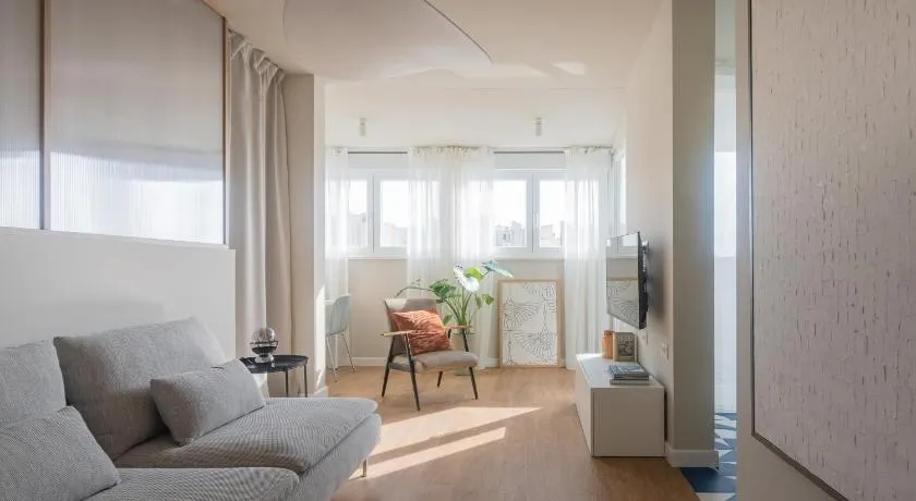 INDIGO - Brand New Studio Apartment - Image 1