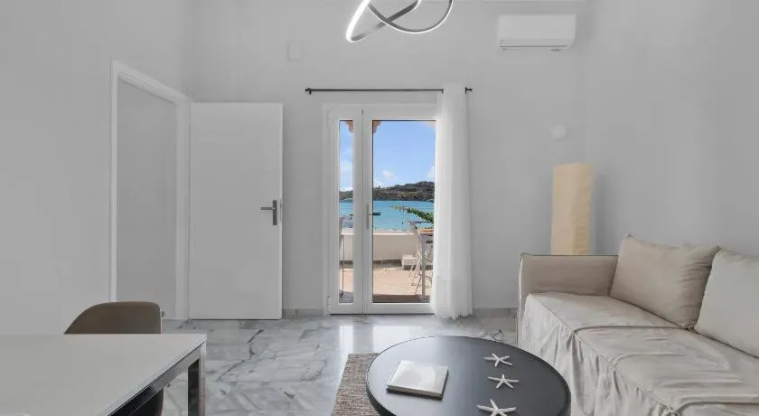 Kavouraki Apartment & Studio - Image 1