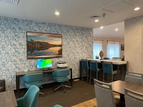 Hawthorn Inn - Image 1
