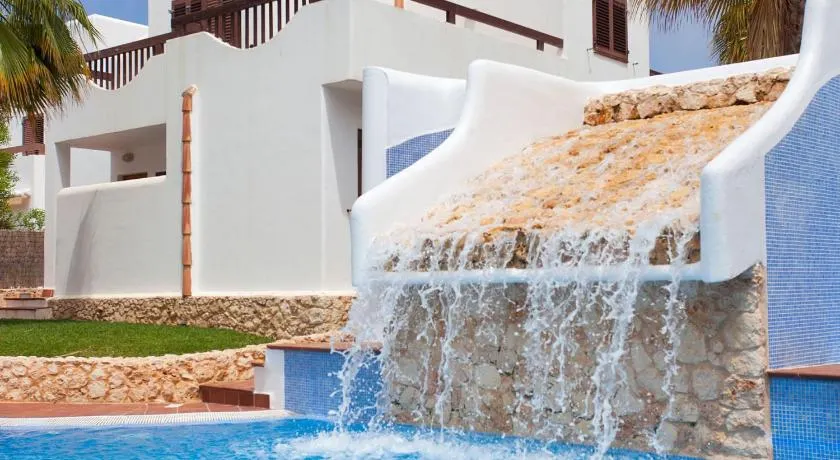 villa à Cala d'Or, 5 chambres, Internet, plage de piscine commune à 300m - Image 1