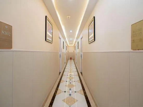 Shanghai Yizhong Hotel - Image 1