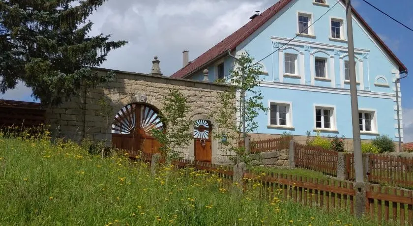 Statek Bílý Dv?r B?lý - Image 1