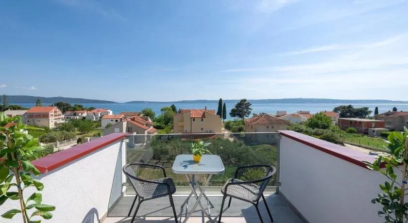 Apartments Kapo - Image 1