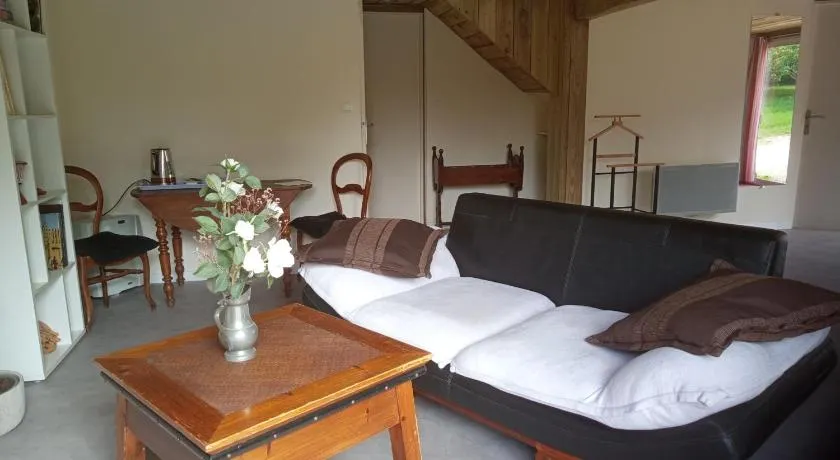 La Canette de Phil - Chambre d'hôtes, Indépendante - Vue sur piscine - Image 1