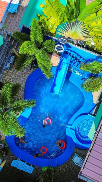 Sascha's Resort Oslob - Image 1