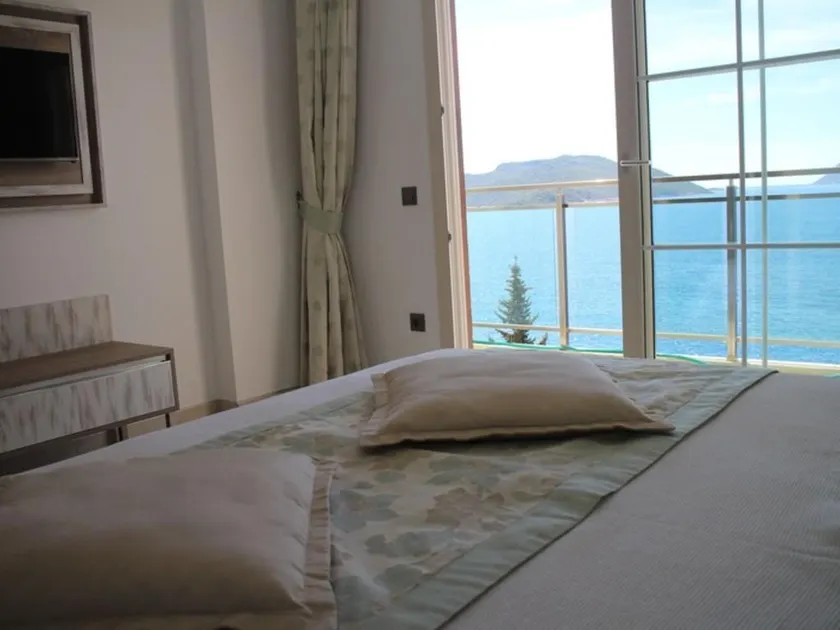 Narr Hotel - Image 1
