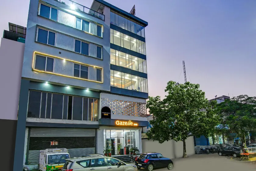 Hotel O Star - Image 1