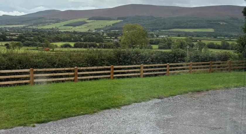 Country Escape - Image 1