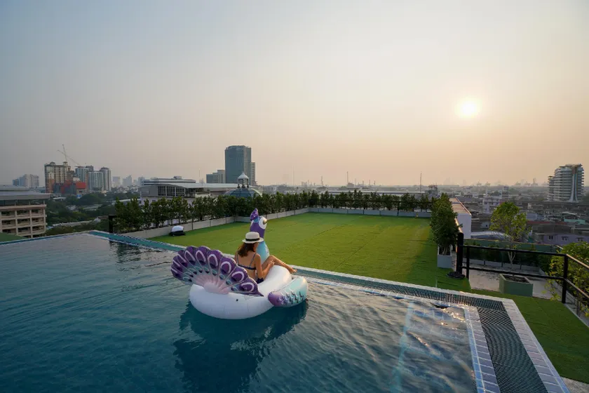 Romance Hotel Sukhumvit 97 - Image 1