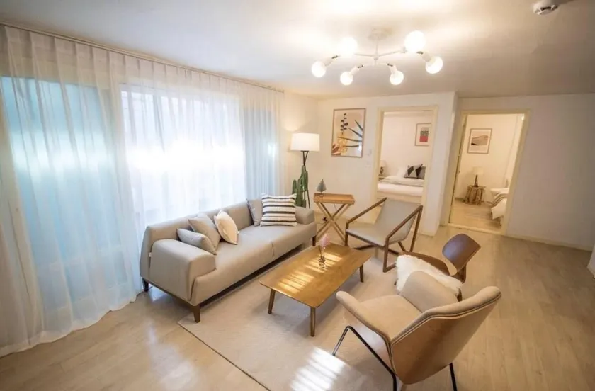 Big House! 4beds, 3rooms, with Hongik univ.  [5] - Image 1