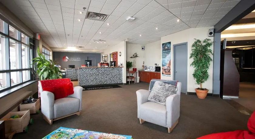 Hotel Stoneham - Image 1