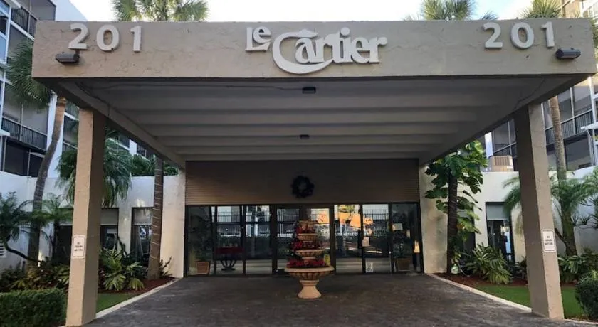 Le Cartier Apartments Sunny Isles - Image 1