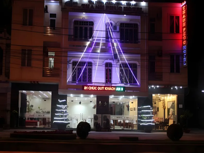 Thanh Phúc Hotel - Image 1