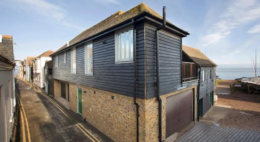 Boat House - Image 1