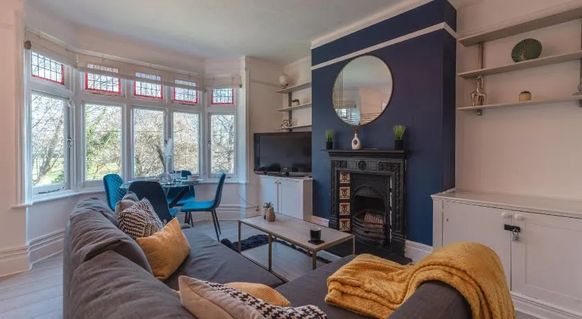 Calverley Place -Long Stay Offer - Image 1