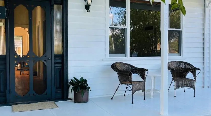 The Country House Maffra - Image 1