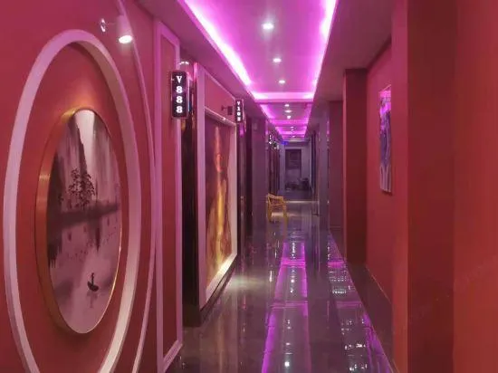 Zhiyi Hotel (Lanzhou Xigu High-speed Railway Station) - Image 1