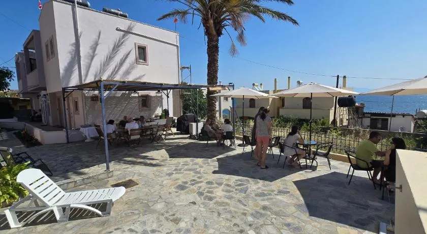 GLIPTIS Apartments - Image 1