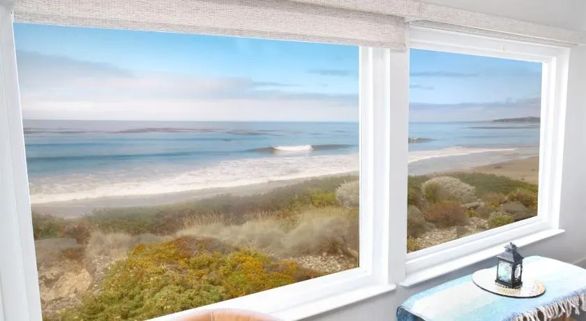 Star of the Sea Oceanfront Escape w Views - Image 1