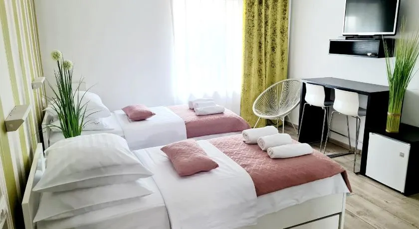 AZUR ROOMS LJUBLJANA - Image 1