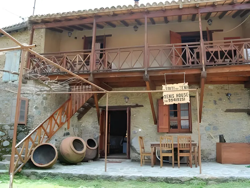 Xenis House - Image 1
