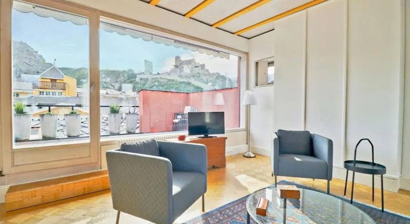Duplex de charme au cœur de la vieille ville de Sion - Image 1