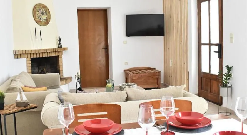 Raeti Cretan Guesthouse - Image 1