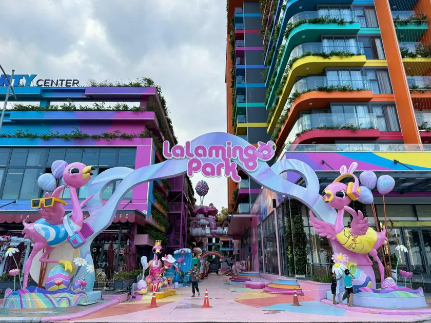 Flamingo Hải Tiến - Image 1