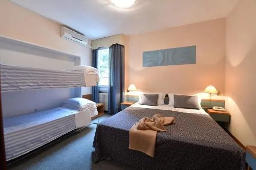 AMBRA HOTEL - The only 3 star central lakeside hotel in Iseo - Image 1