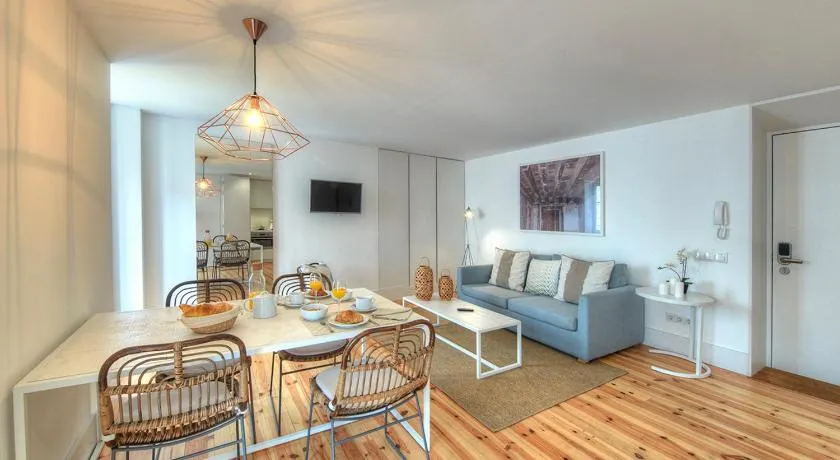 Canaan Lifestyle Apartments Lisbon Combro 77 by Get Your Stay - Image 1