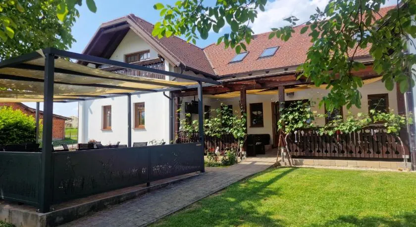 Pri štorklji - Image 1