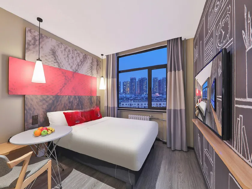 Ibis Beijing Changping Subway Station Hotel - Image 1