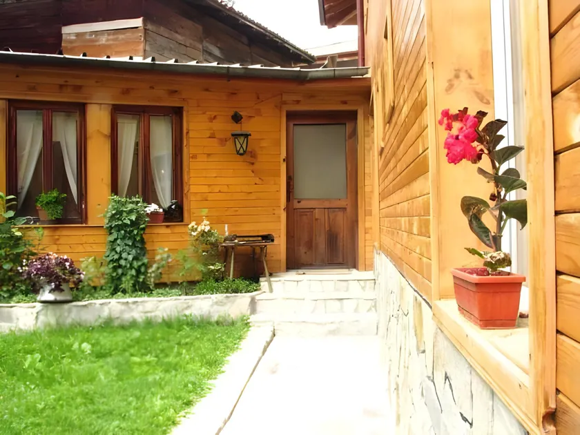 Guest House Roden Dom - Image 1