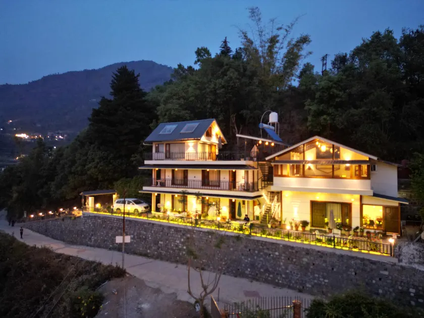 Lake Pleasant Villa - Image 1