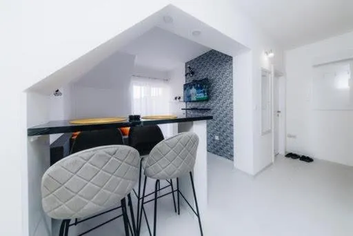 Duga apartmani - Image 1