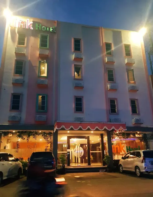 Link Hotel - Image 1