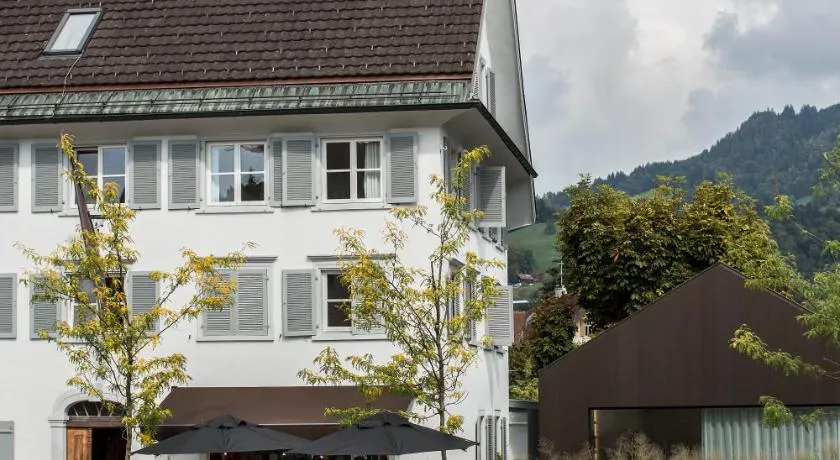 BAR10ZIMMER - Image 1