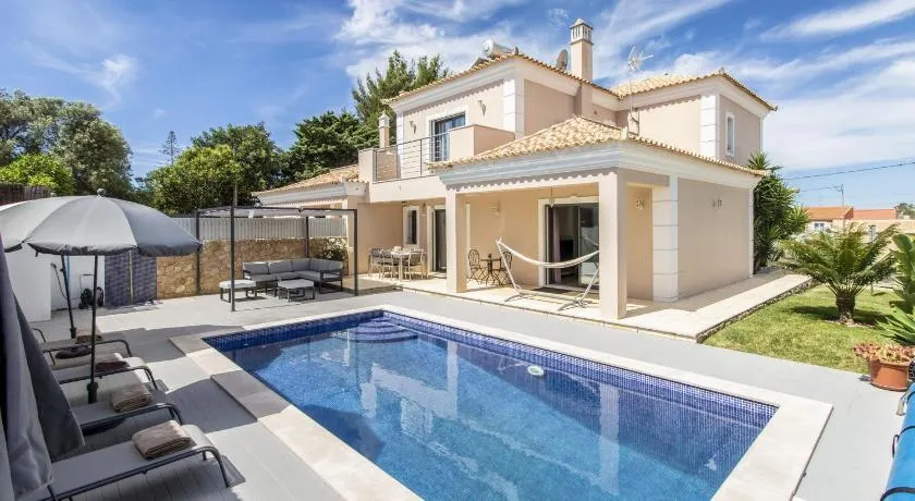 Villa Maya by Algarve Holidays - Image 1