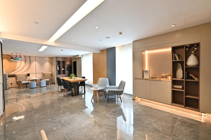 Home Inn Neo Beijing Shaoyaoju University of International Business and Economics - Image 1