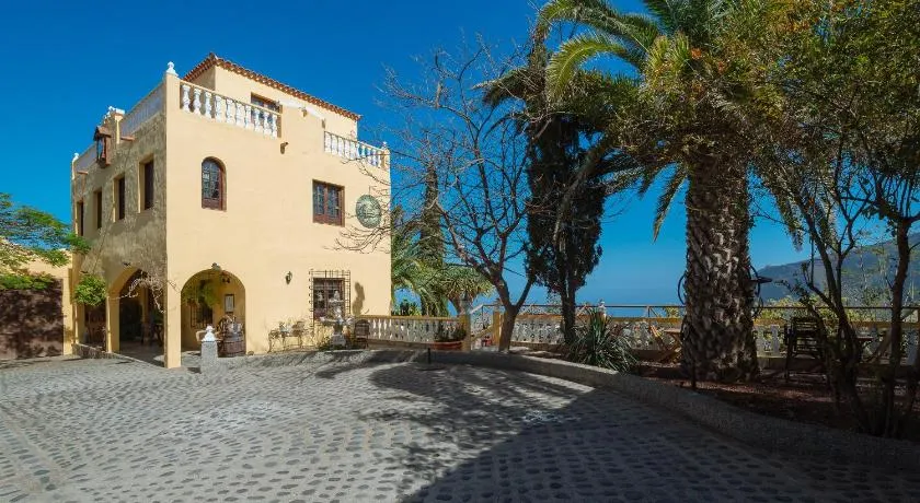Hotel Rural Villa Ariadna - Image 1