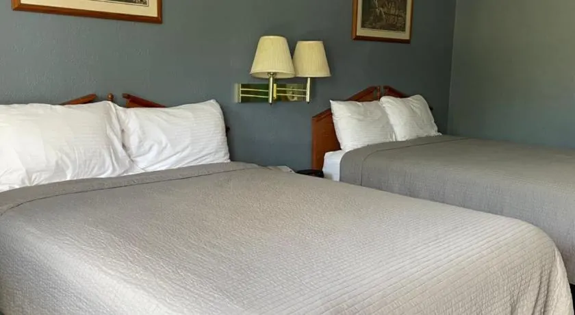 Deerfield Inn - Image 1