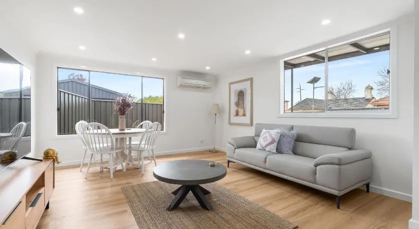 CBD Gem - Stylish Studio Escape for 2 - Image 1
